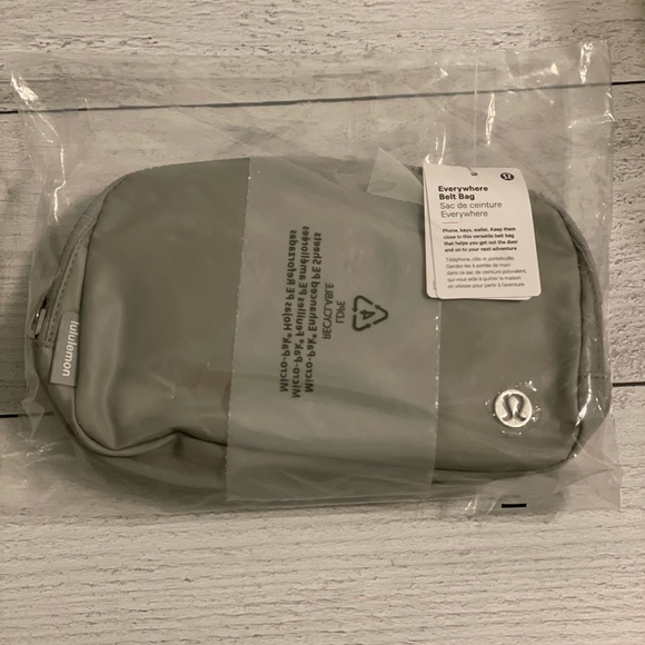 Not for saleNWT Lululemon Everywhere Belt Bag 1L Silver Drop still in plastic - Picture 7 of 9